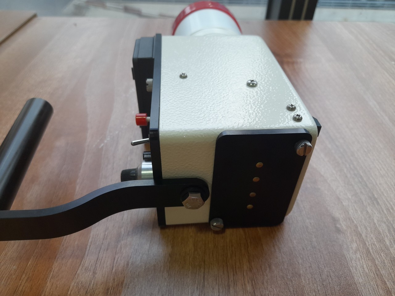 Máy đo buồng ion hóa có thể đo phòng X-Quang nhanh và có thể đo dưới 5keV (4)